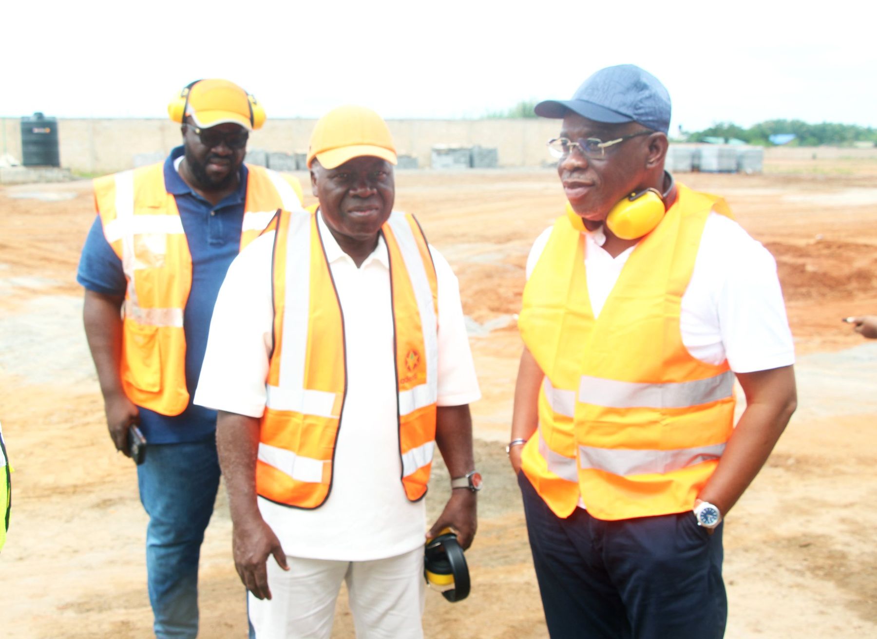Visite ministérielle de l'usine de Tori, août 2025